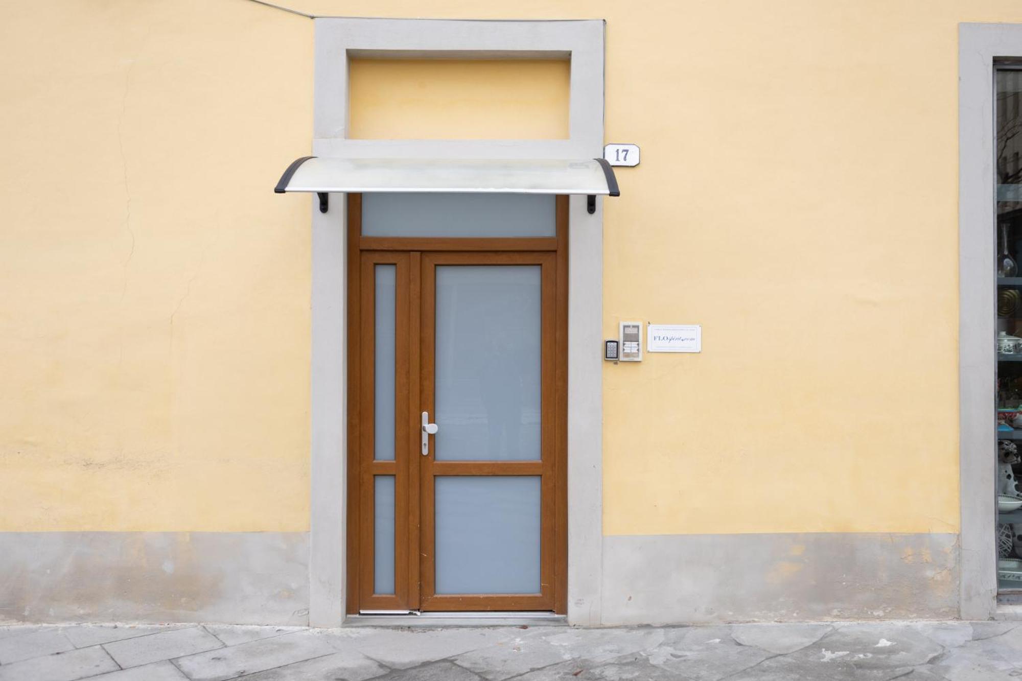 Apartment Sant'ambrogio - Raffaello *