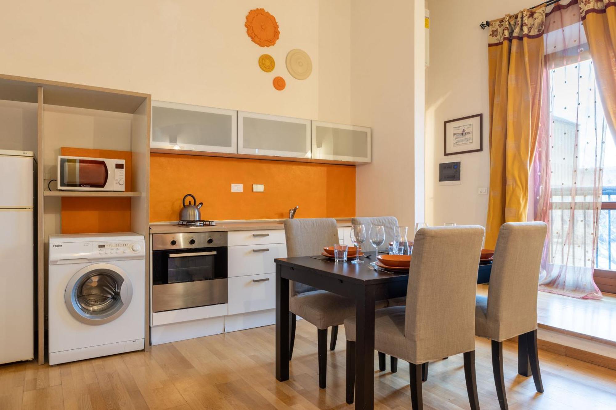 Sant'ambrogio - Raffaello Apartment *